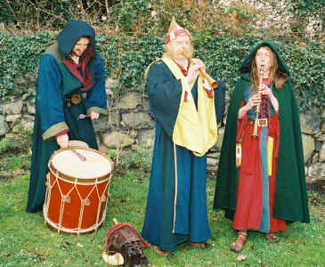 Nonimus Minstrels, medieval musicians available to book through Aurora's Carnival Entertainment Agency.